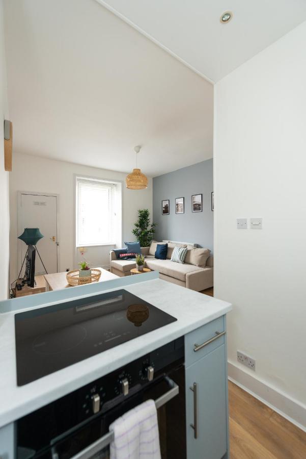 Lovely 1-Bedroom Apartment In Edimburgo Esterno foto